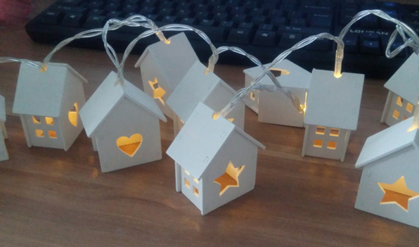 heart wooden house led fairy string2.jpg